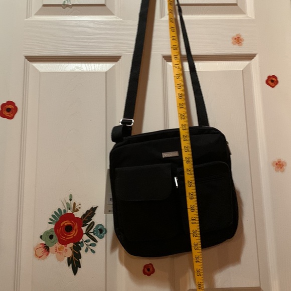 Baggallini crossbody bag - Picture 7 of 7